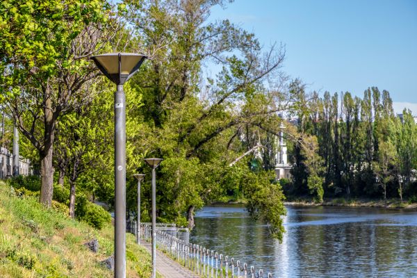 20180430_nerudovkou-k-loretě_0292EC4D1C04-D86C-1128-8956-BABBA9ADA8B6.jpg